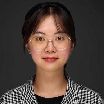 Headshot of Amber Shumeng Zhang