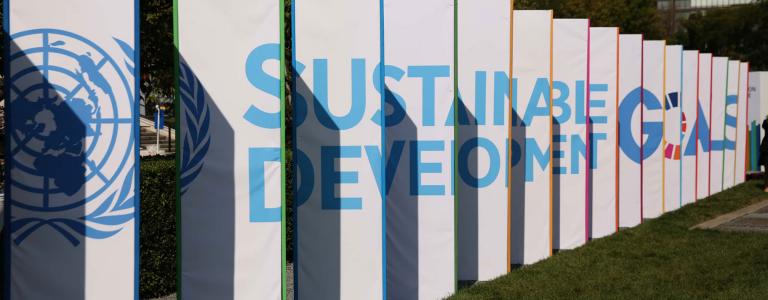 SDG sign outside united nations meeting in nyc 