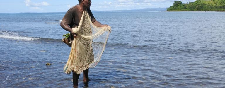 shutterstock_567818983_Fijian_fisher_EdUseOnly.jpg