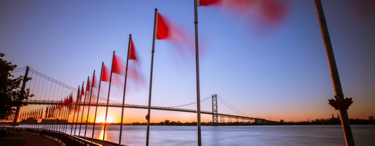 ambassador-bridge-canada-flag.jpg