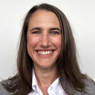 Head shot of Jennifer Merryweather