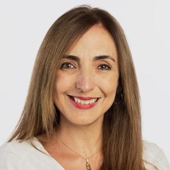 Ana Bastida's headshot