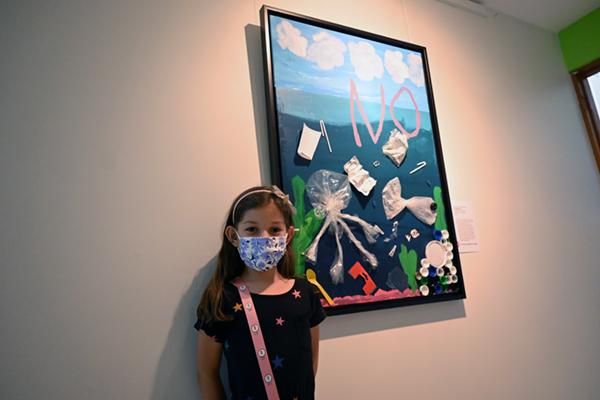 Don't do this by Luciana Solano Cascante, winner of the 6 to 9 years old category.