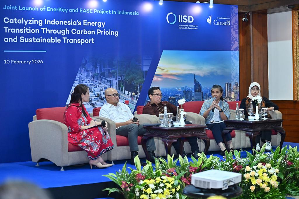 Francesse Joy Cordon-Navarro, Fajar Nuradi, Bayu Nugroho, Moekti “Kuki” Soejachmoen, Dr. Alin Halimatussadiah
